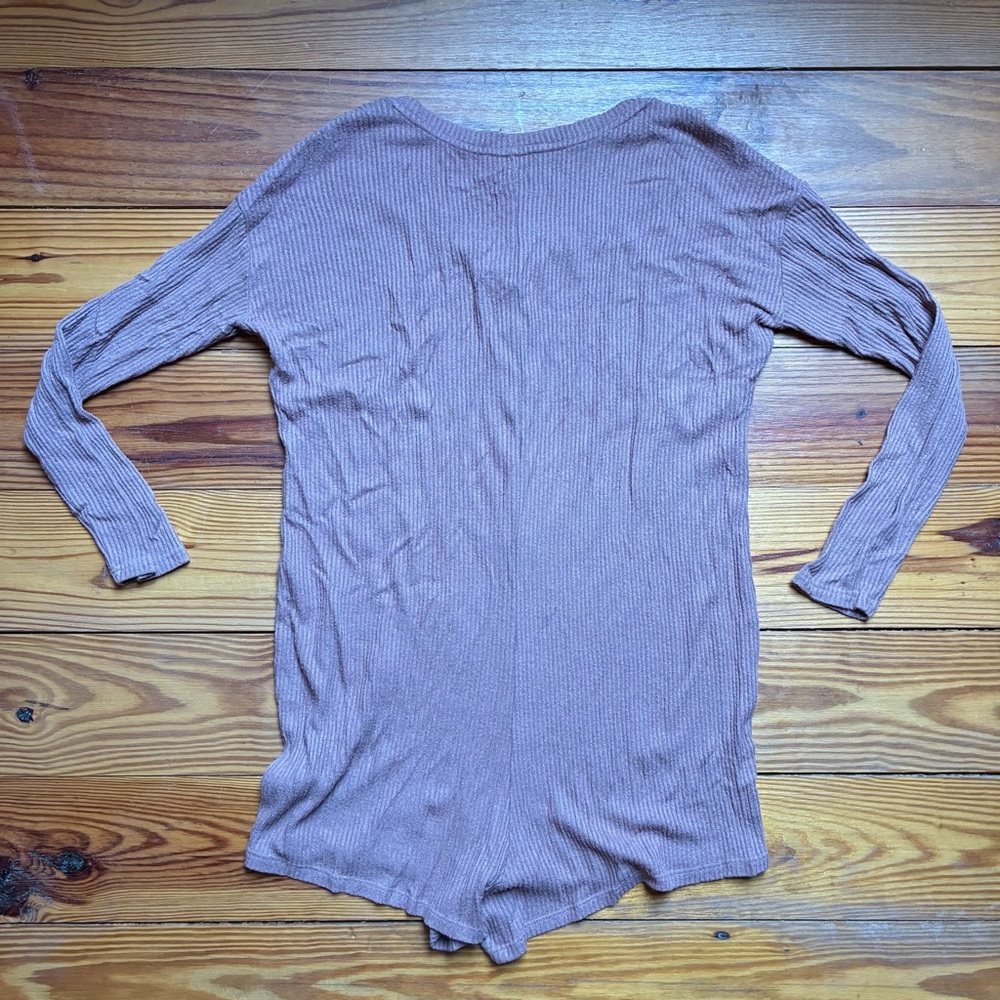 Aerie Ribbed Pink Henley Romper, XS/S/M, EUC - Picture 12 of 12